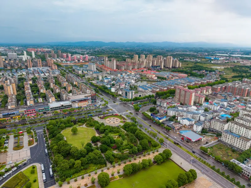 湖南产业投资新路径：战信龙腾资产管理与孵化协同模式解析